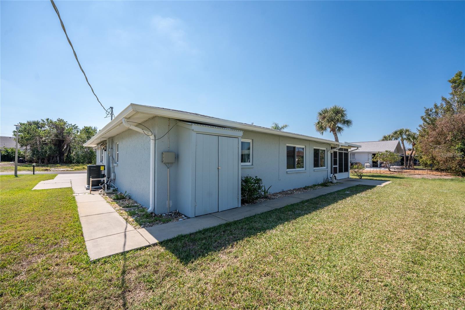 Image 41 of 55 For 1720 Florence Avenue