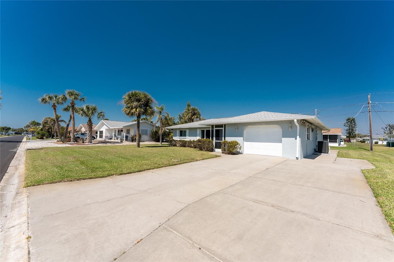 Image 42 of 55 For 1720 Florence Avenue