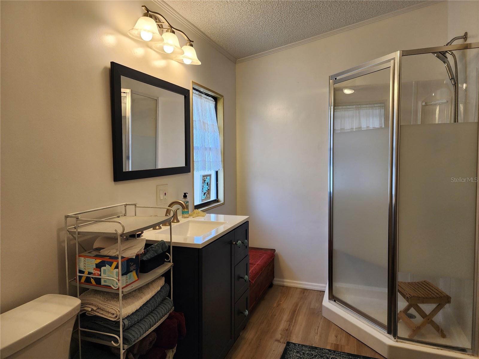 Image 19 of 49 For 1800 Englewood Road 49