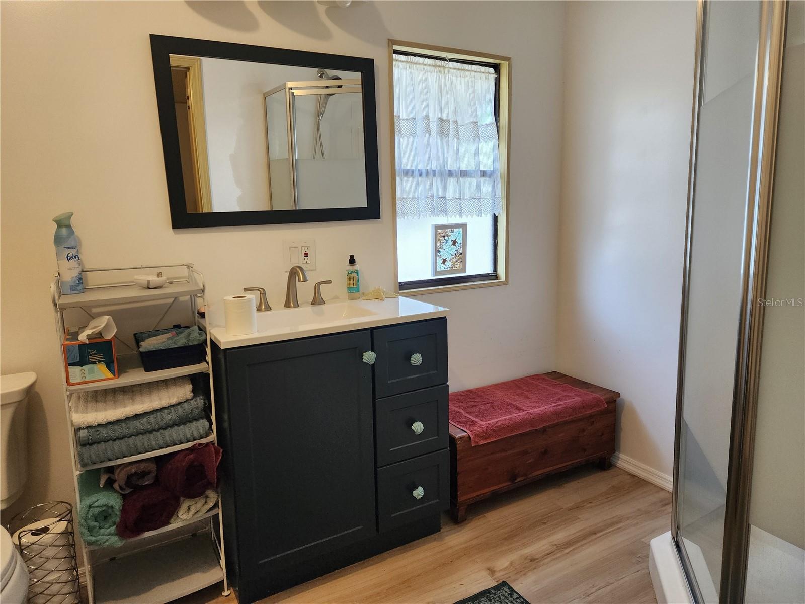 Image 20 of 49 For 1800 Englewood Road 49