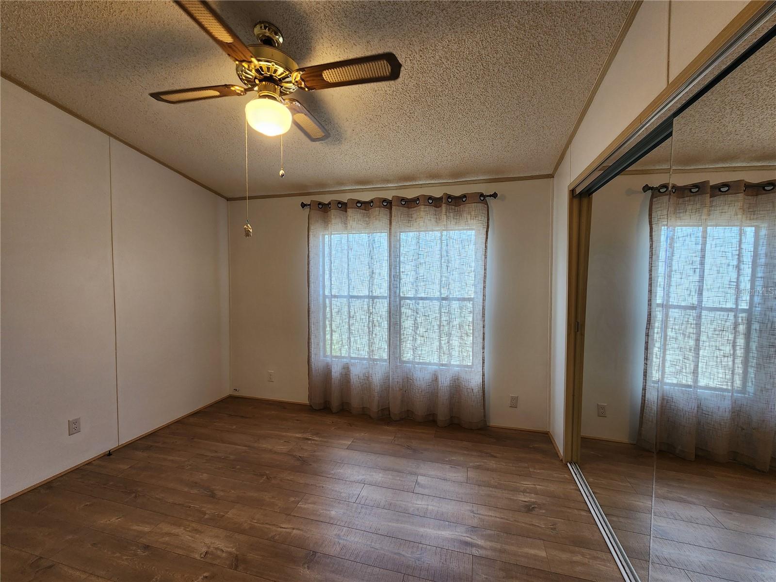 Image 24 of 49 For 1800 Englewood Road 49