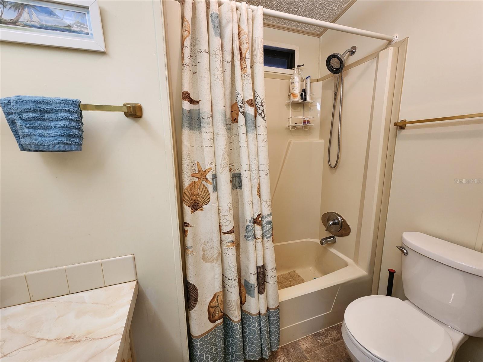 Image 26 of 49 For 1800 Englewood Road 49