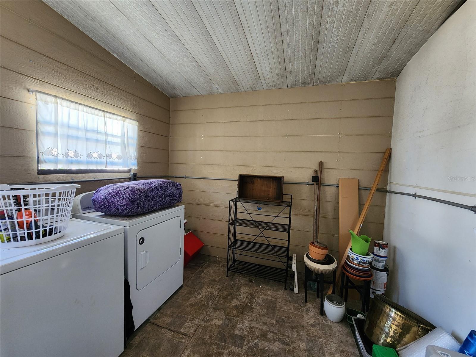 Image 32 of 49 For 1800 Englewood Road 49