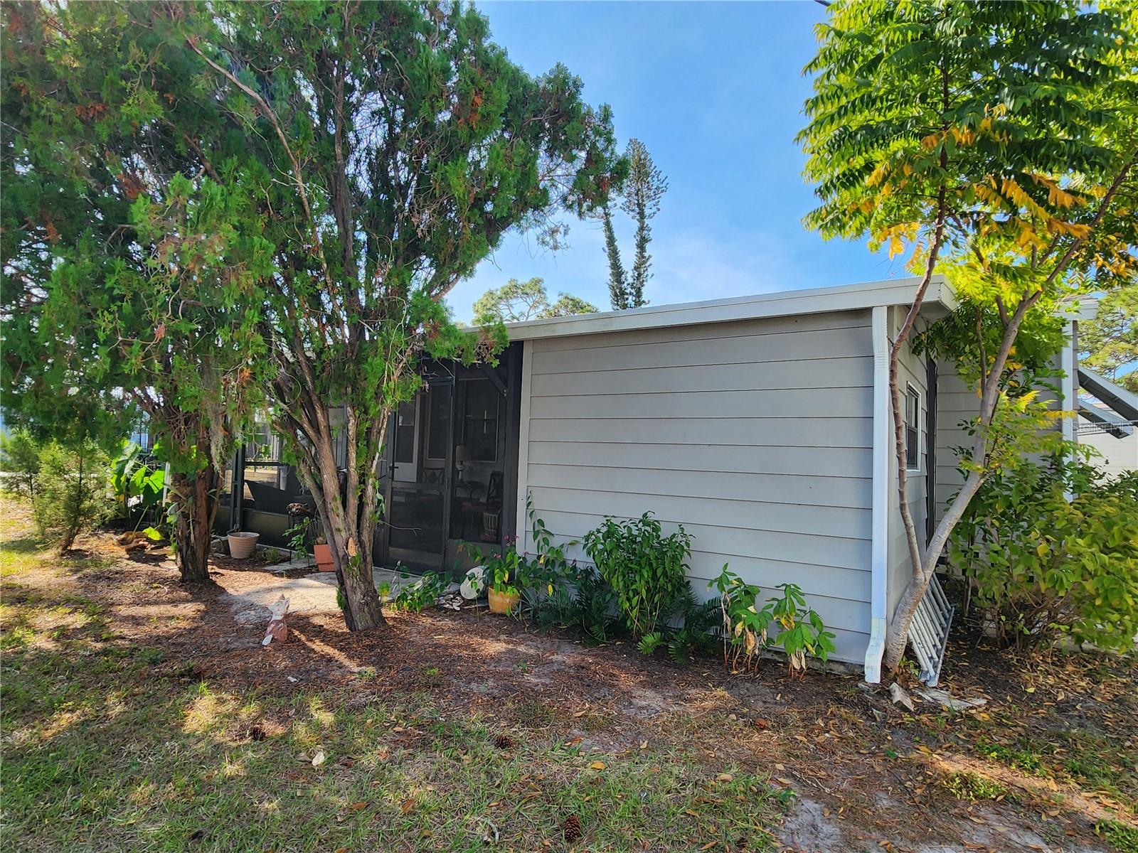 Image 33 of 49 For 1800 Englewood Road 49