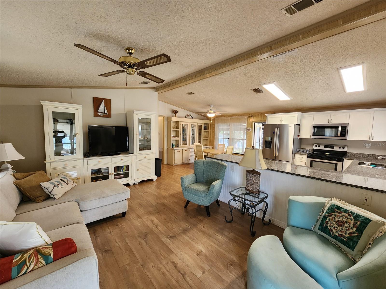 Image 6 of 49 For 1800 Englewood Road 49