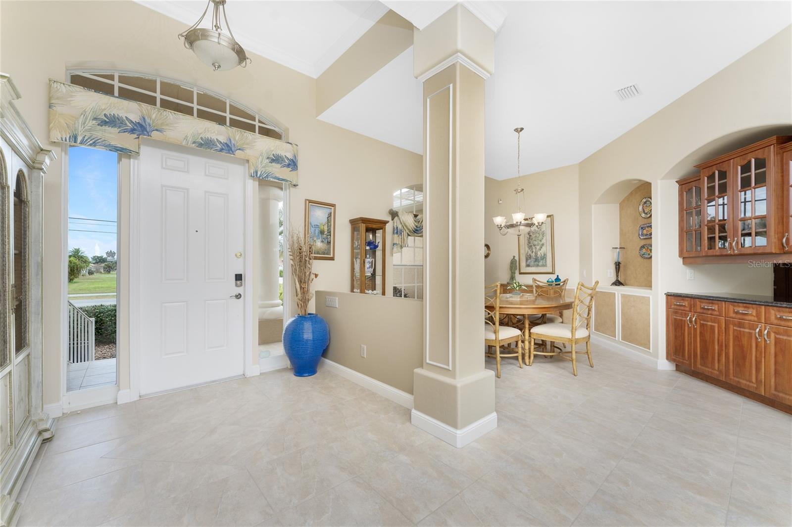 Image 15 of 68 For 210 Rotonda Boulevard E