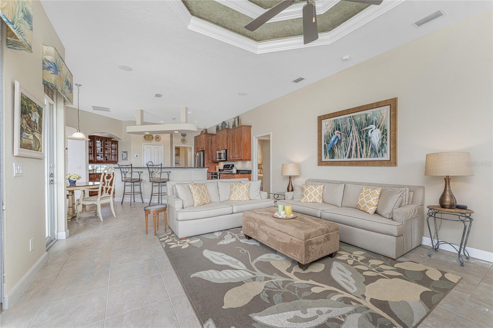 Image 26 of 68 For 210 Rotonda Boulevard E