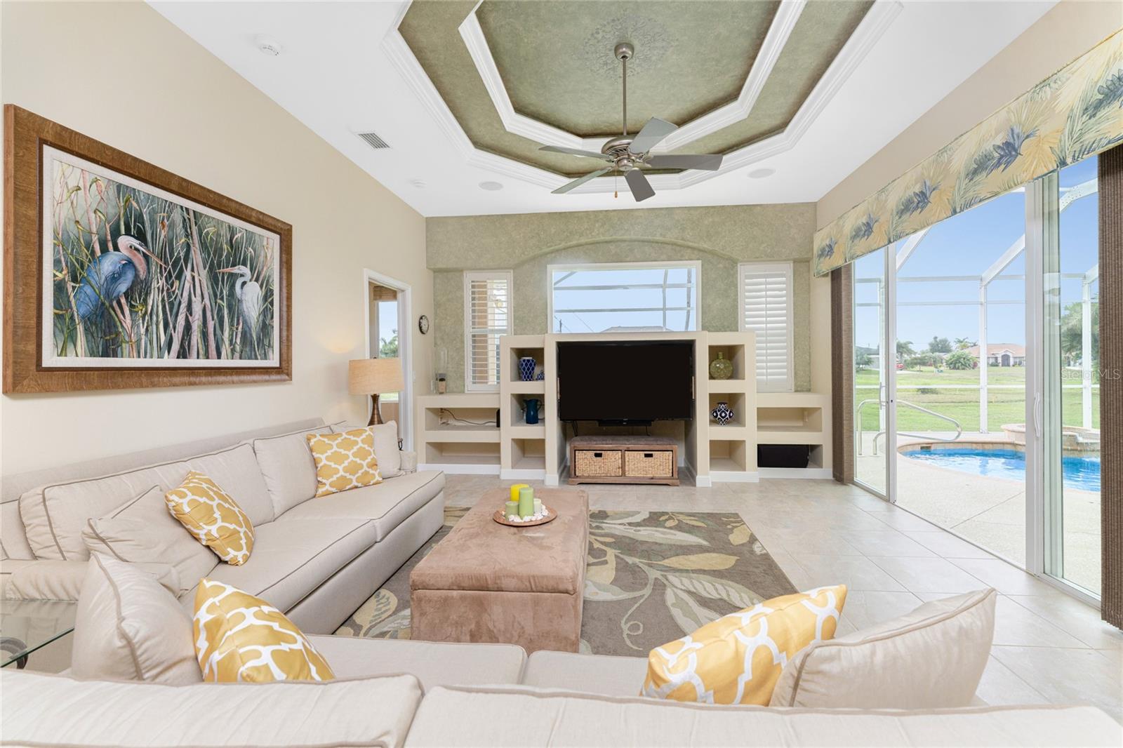 Image 28 of 68 For 210 Rotonda Boulevard E