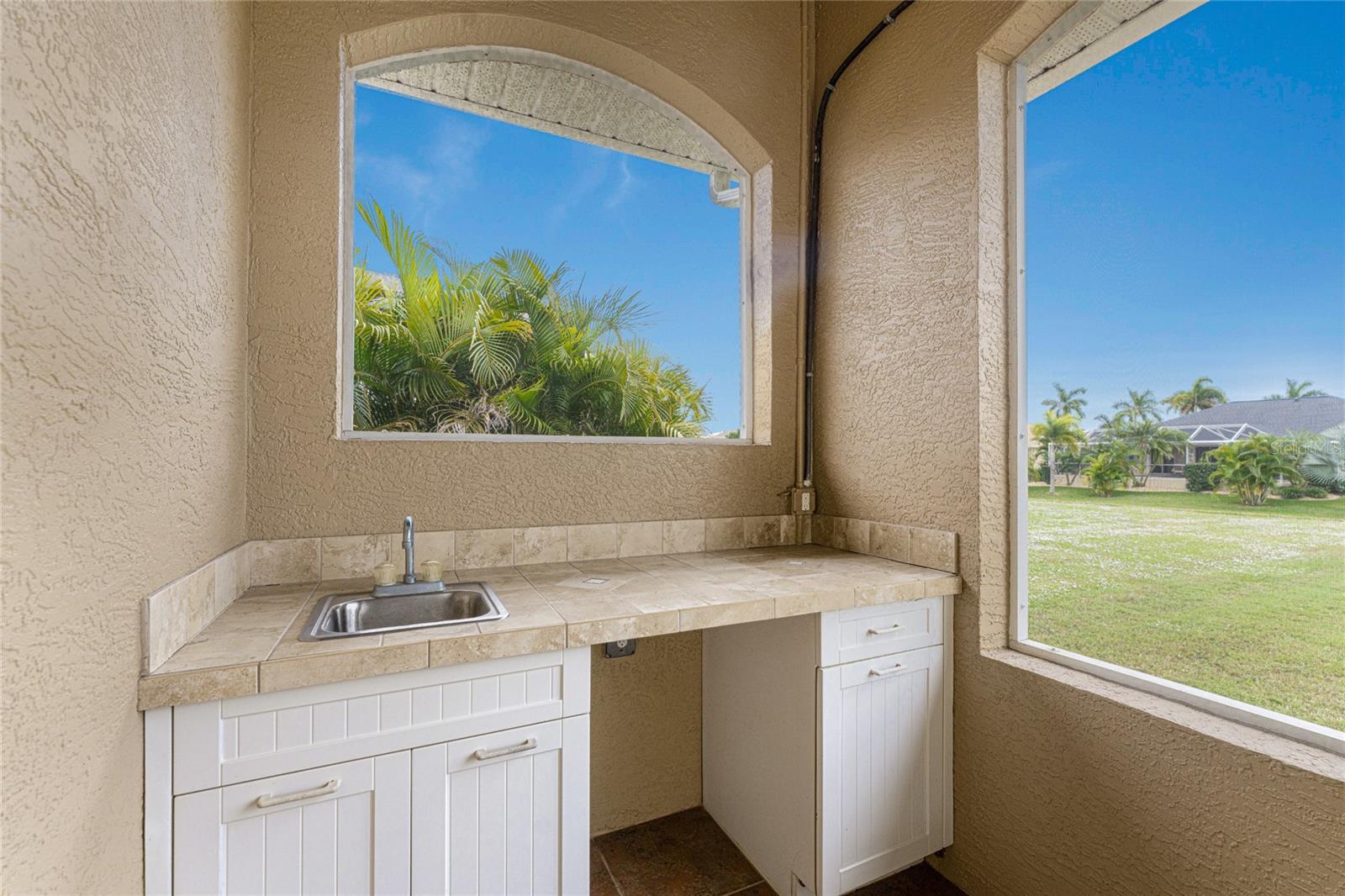 Image 58 of 68 For 210 Rotonda Boulevard E