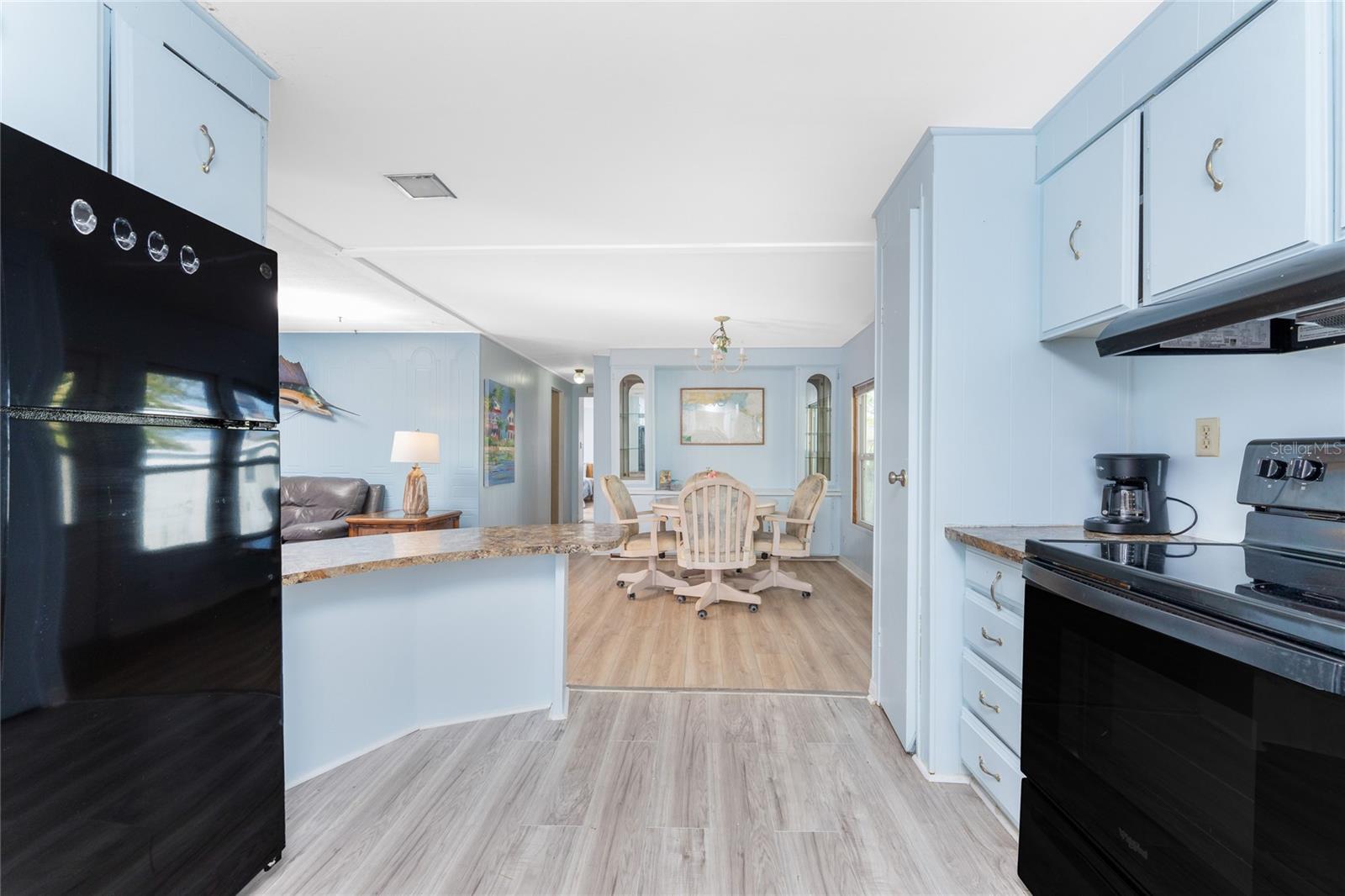 Image 12 of 47 For 3111 Waterside Drive