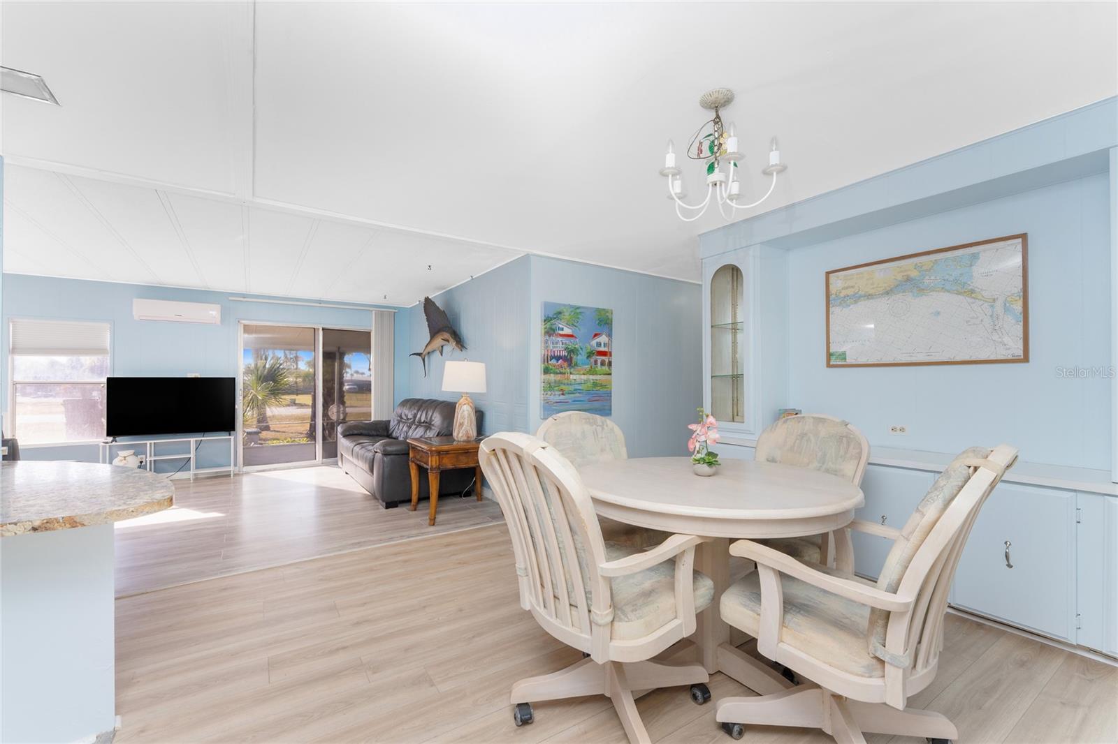 Image 16 of 47 For 3111 Waterside Drive