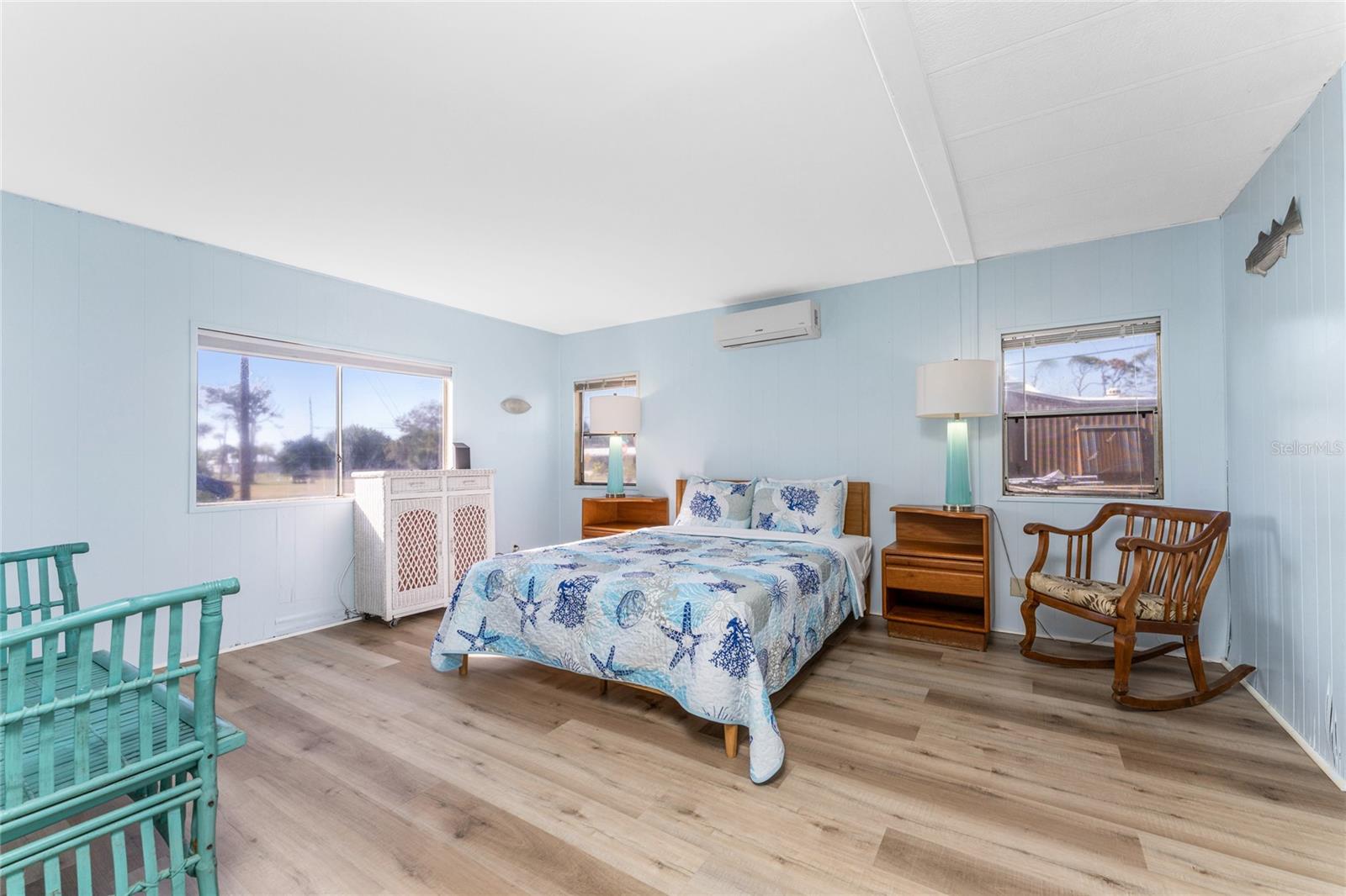 Image 17 of 47 For 3111 Waterside Drive