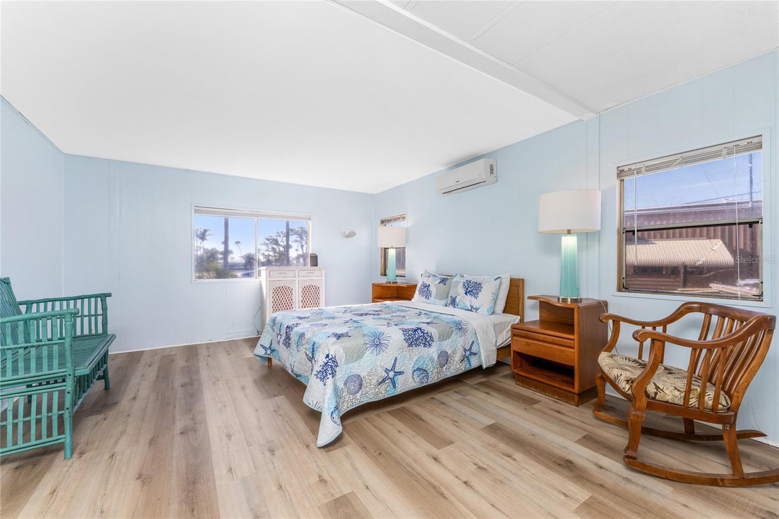 Image 18 of 47 For 3111 Waterside Drive