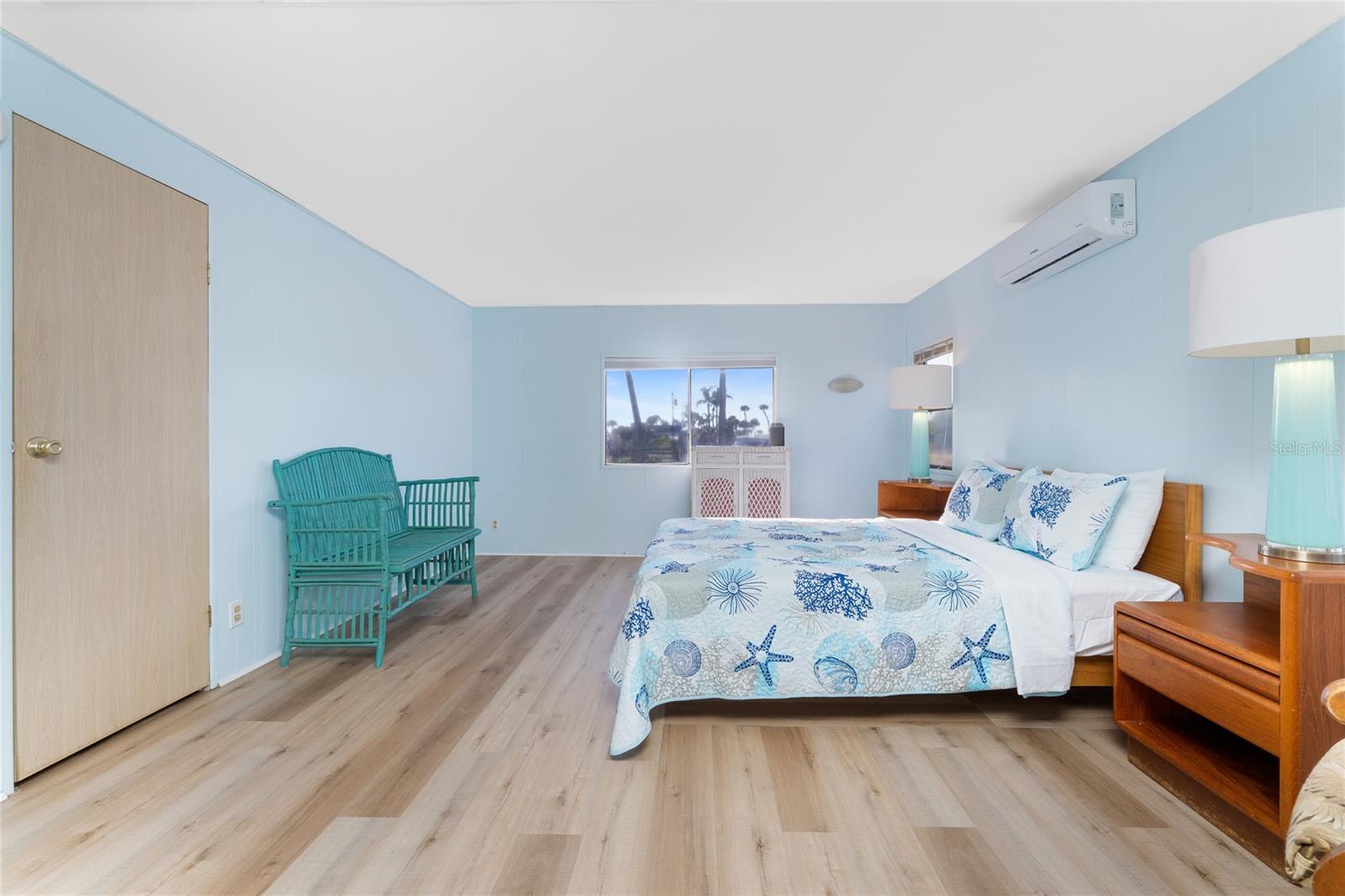 Image 20 of 47 For 3111 Waterside Drive