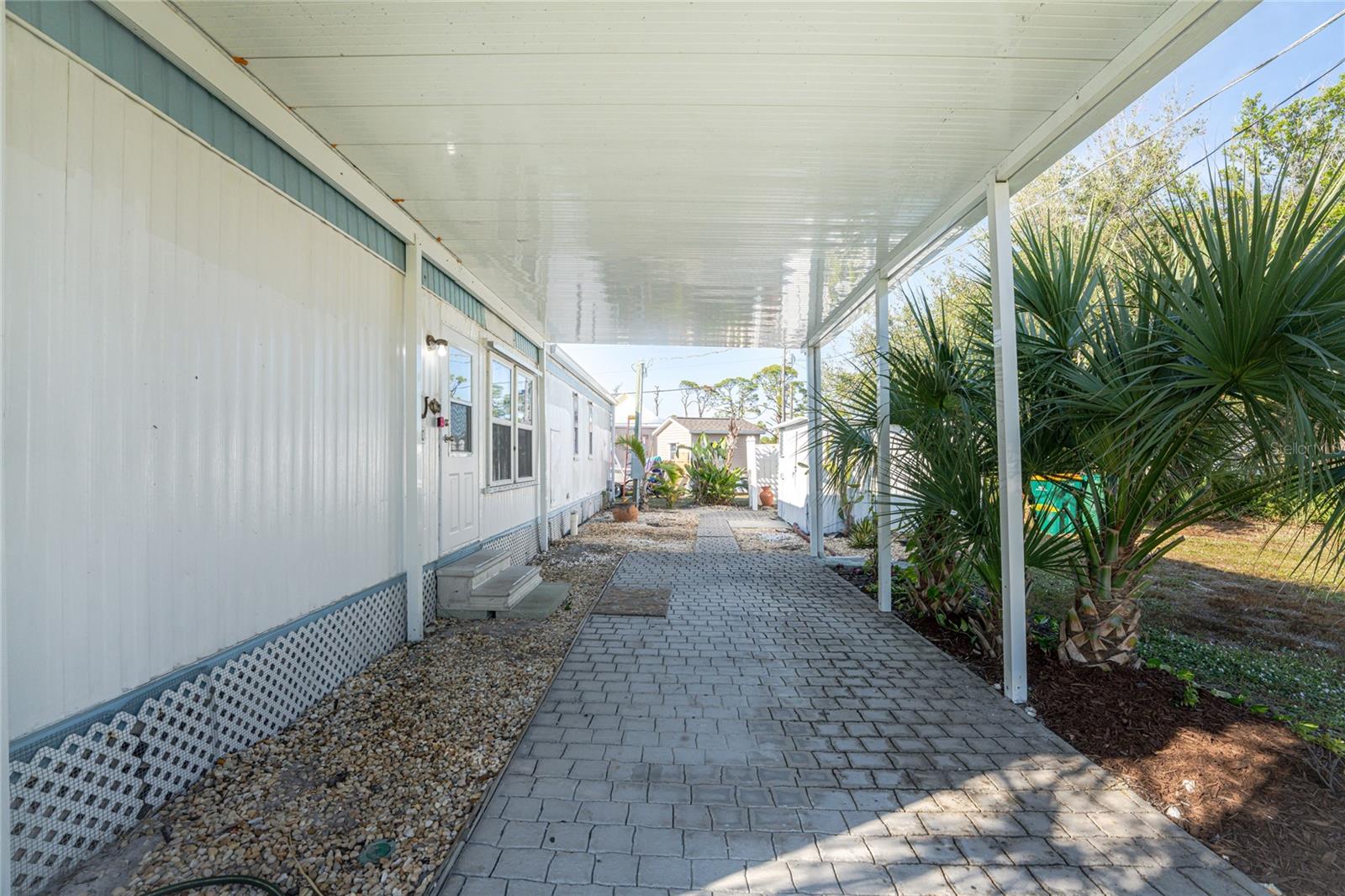 Image 37 of 47 For 3111 Waterside Drive