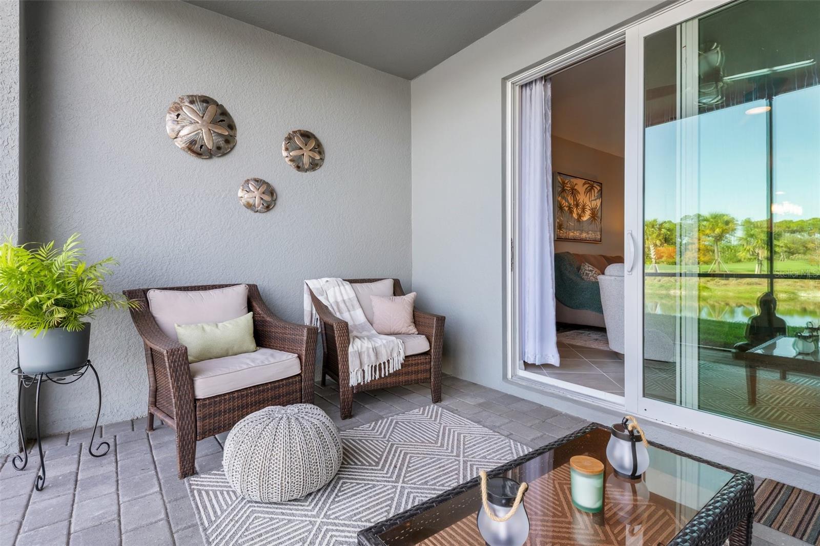 Image 18 of 50 For 12440 Wellen Golf Street 101