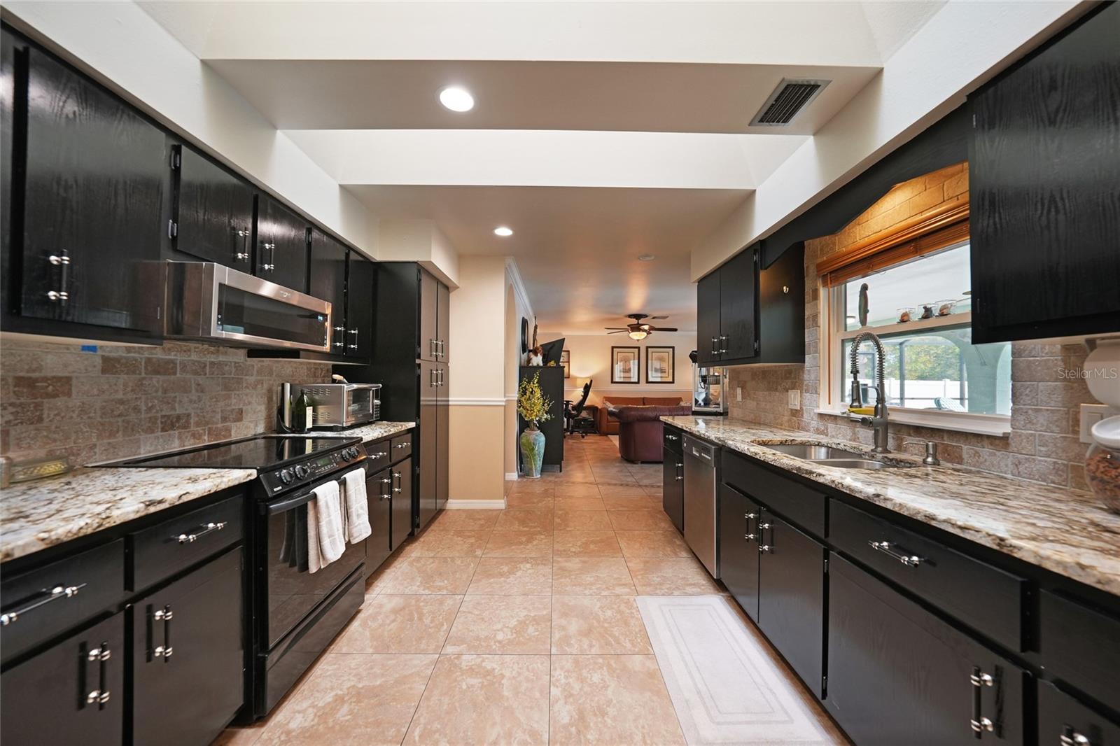 Image 13 of 65 For 1166 Waterside Street