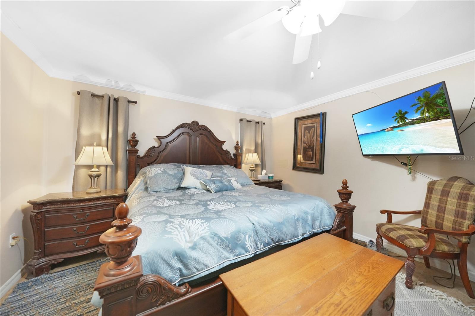 Image 18 of 65 For 1166 Waterside Street