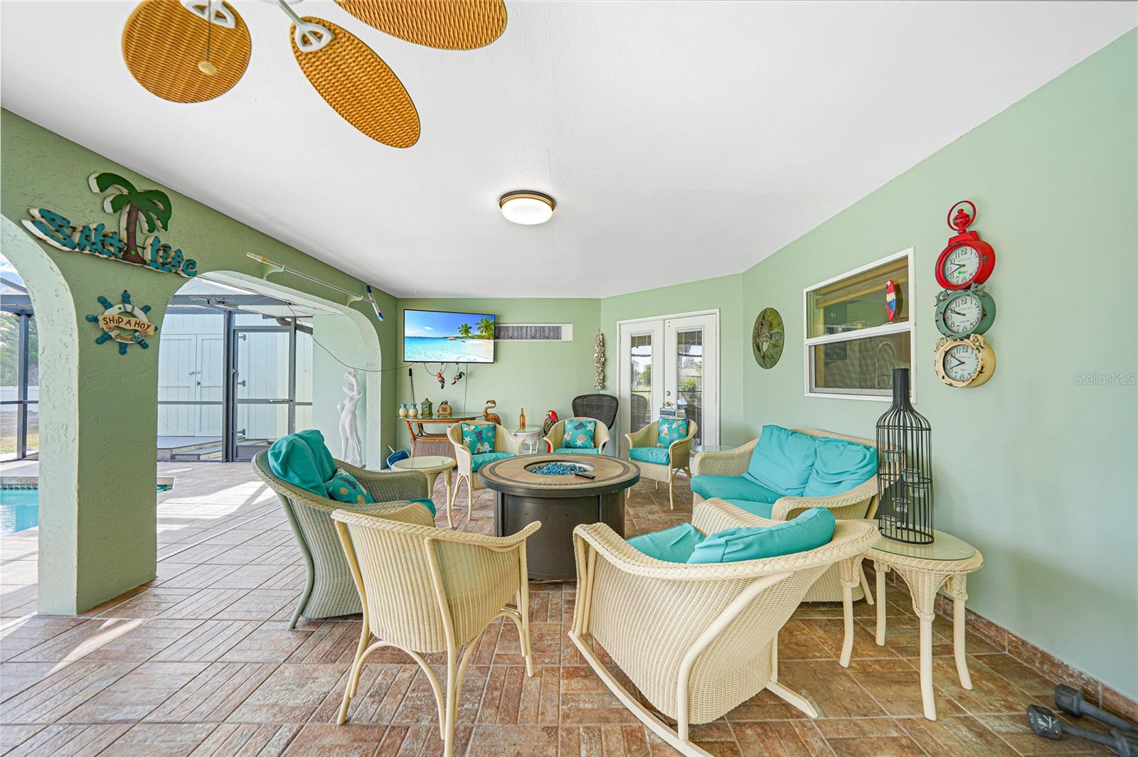 Image 26 of 65 For 1166 Waterside Street