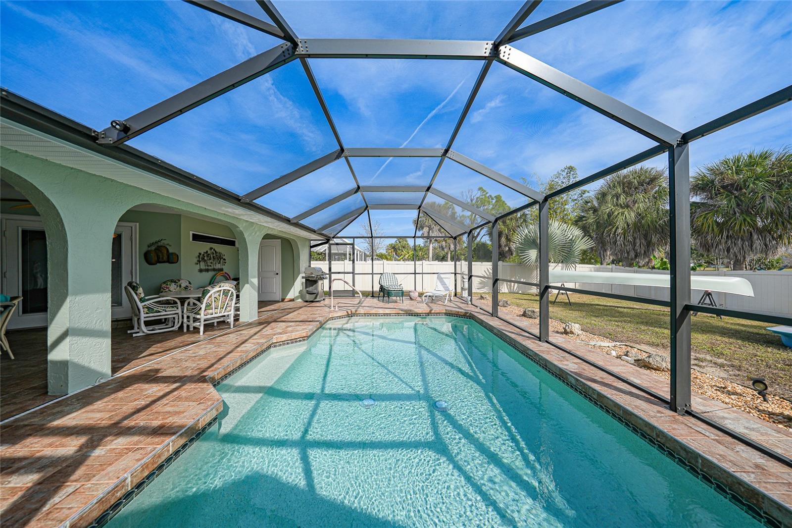 Image 27 of 65 For 1166 Waterside Street