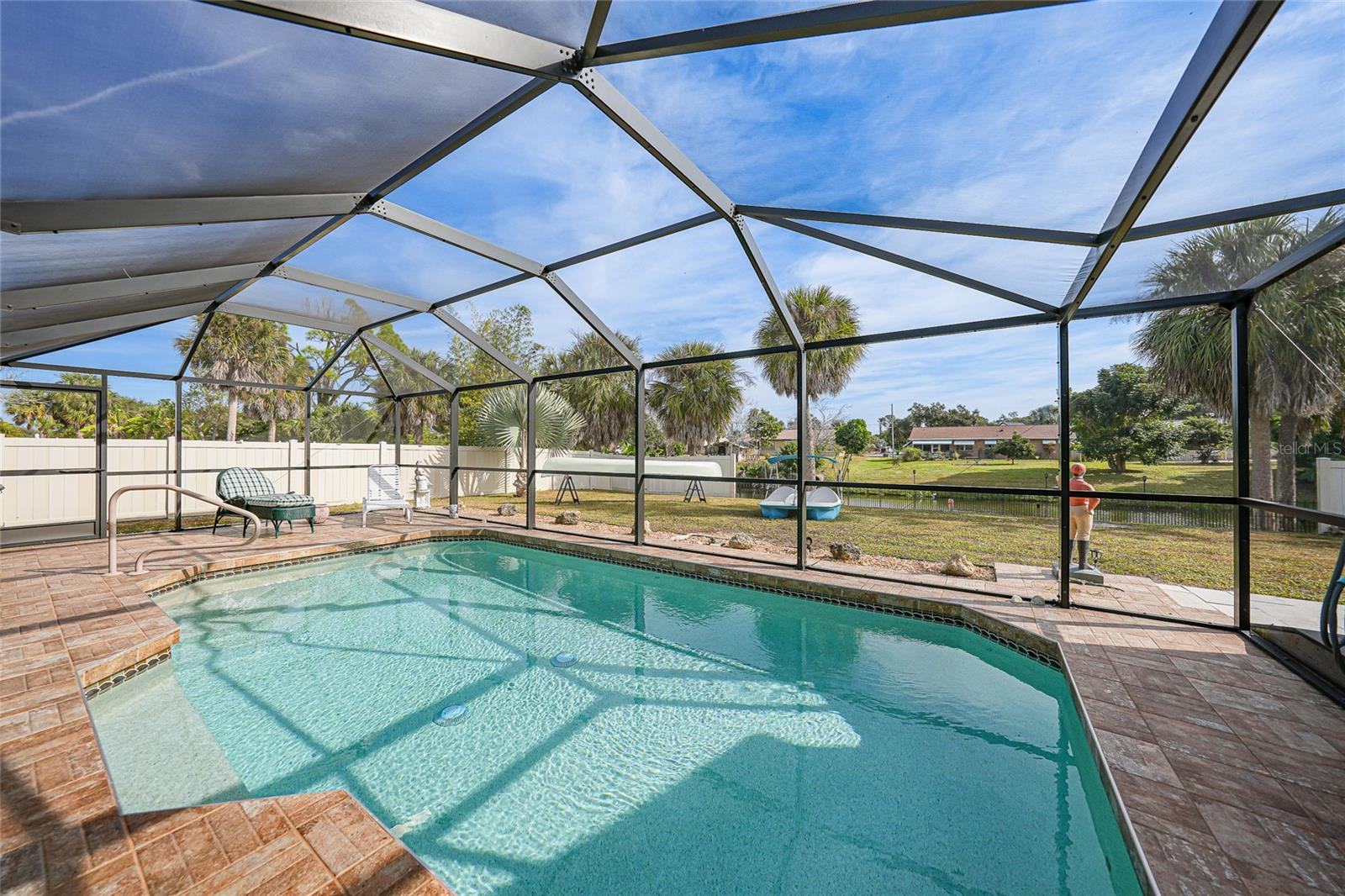 Image 4 of 65 For 1166 Waterside Street