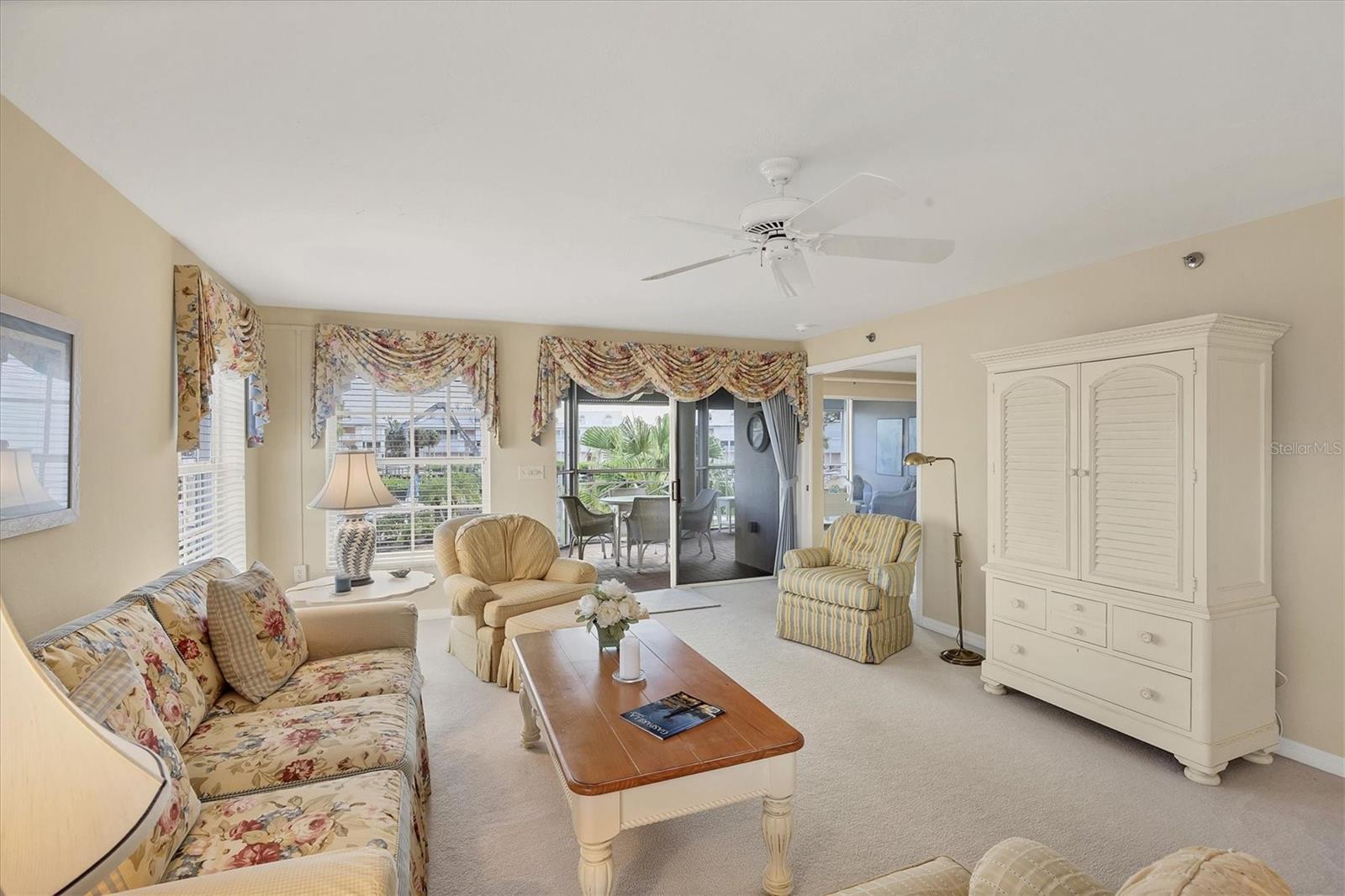 Image 7 of 53 For 11000 Placida Road 1801