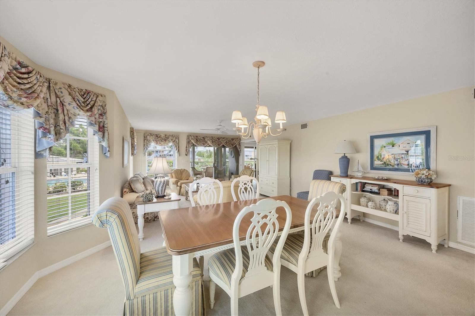 Image 9 of 53 For 11000 Placida Road 1801