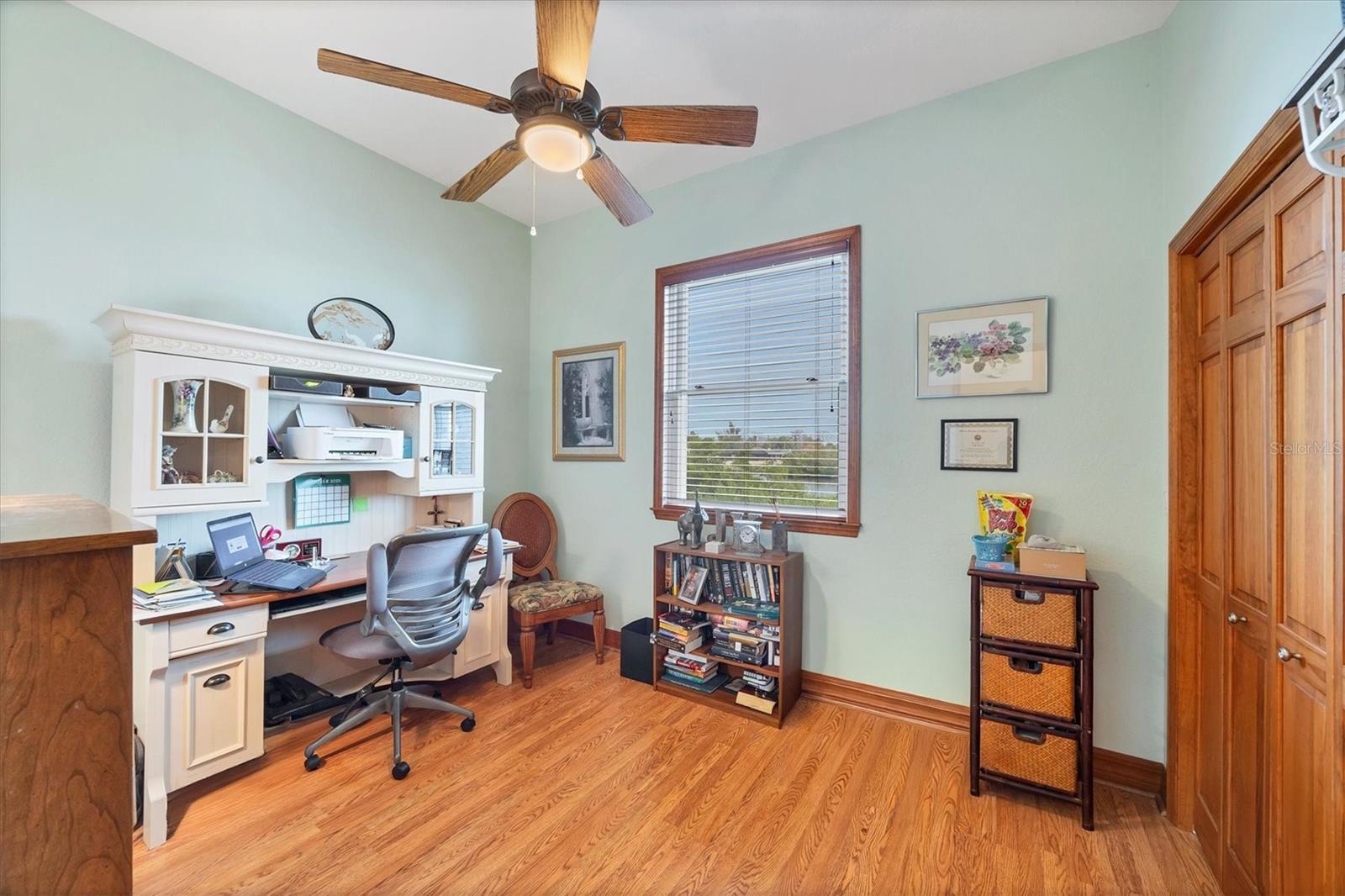 Image 22 of 41 For 7089 Pinebay Boulevard