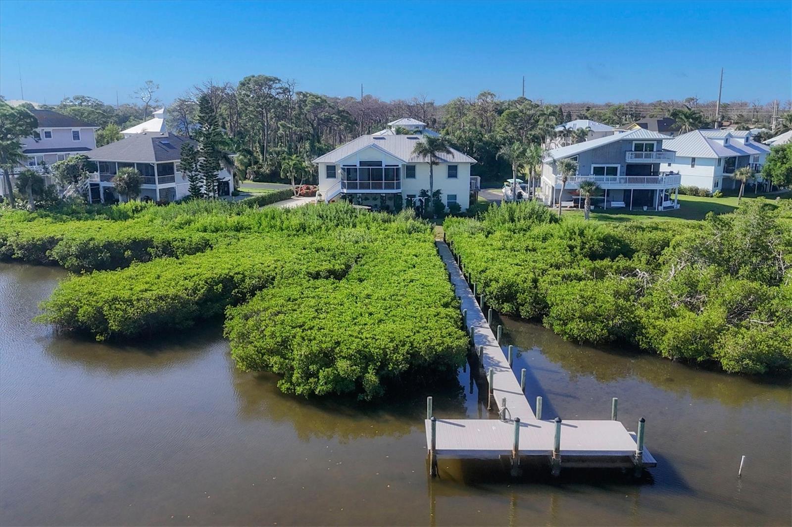 Image 3 of 41 For 7089 Pinebay Boulevard