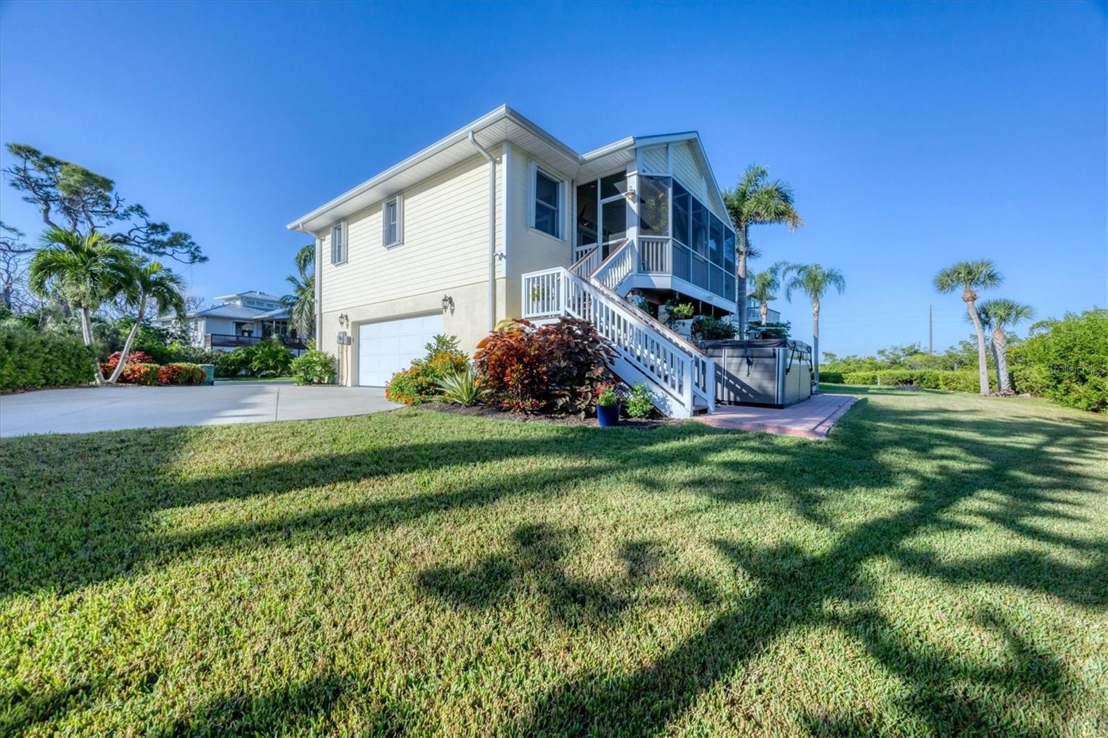 Image 31 of 41 For 7089 Pinebay Boulevard