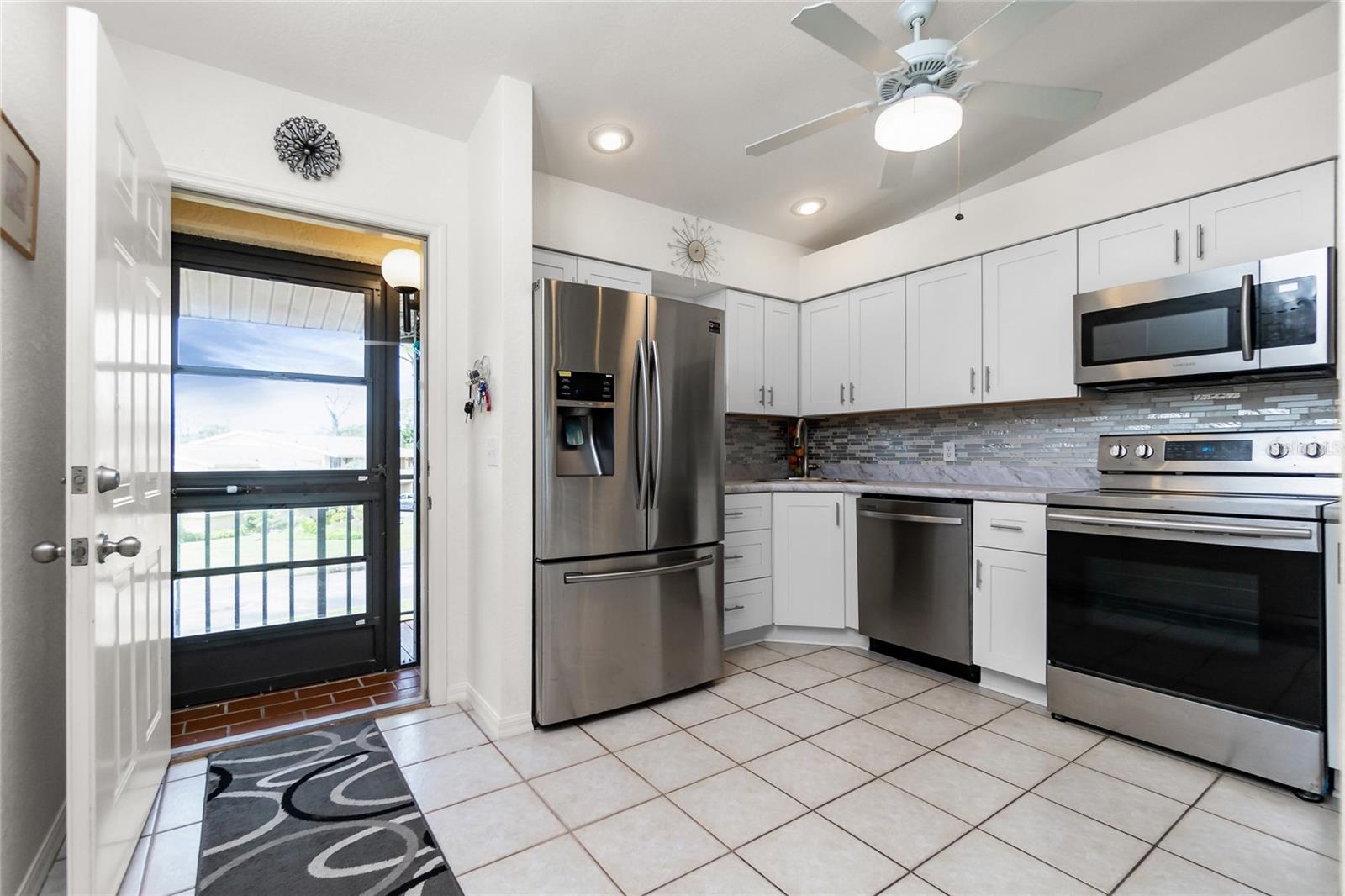 Image 2 of 38 For 4260 Placida Road 9b