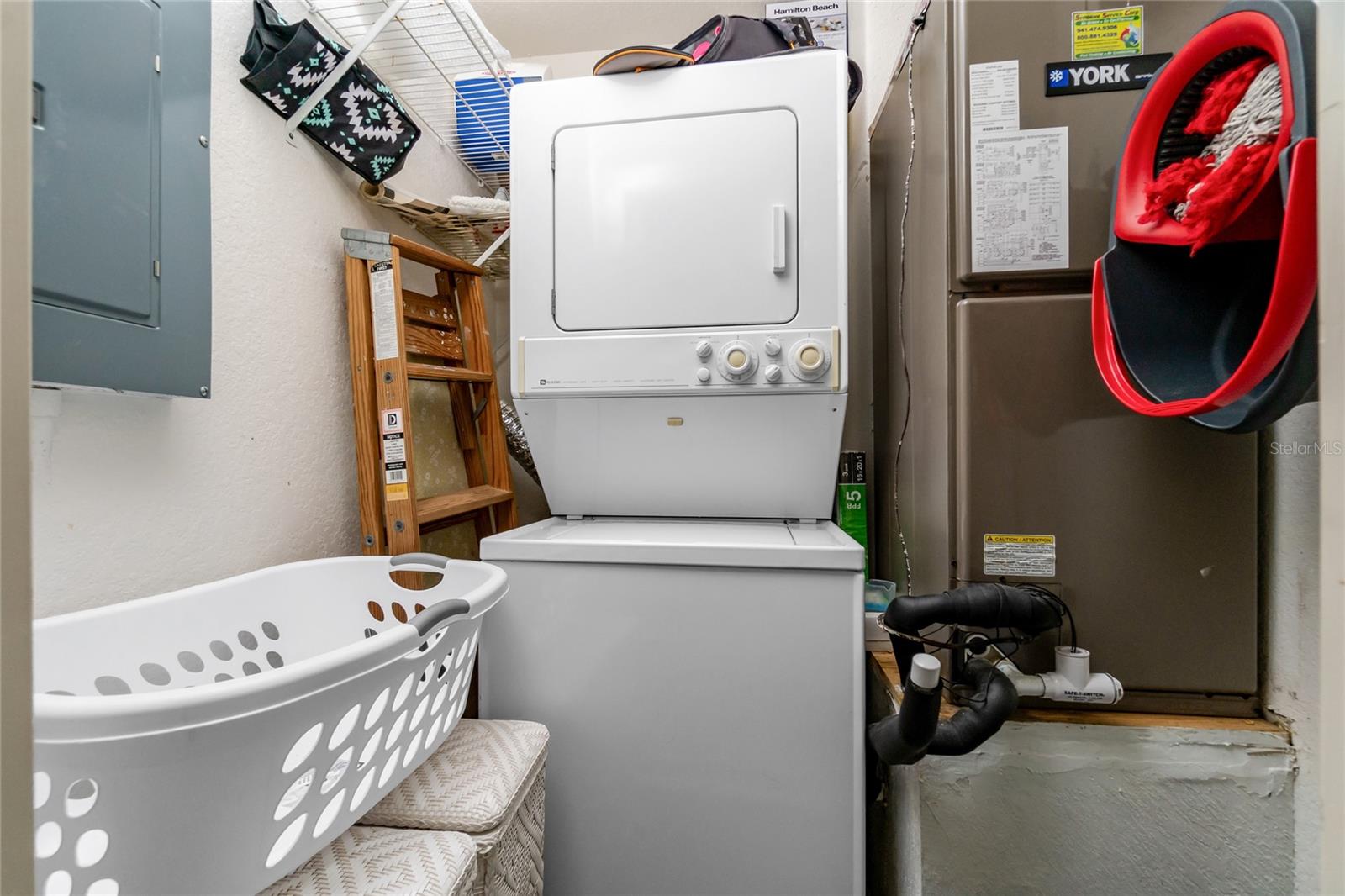 Image 23 of 38 For 4260 Placida Road 9b