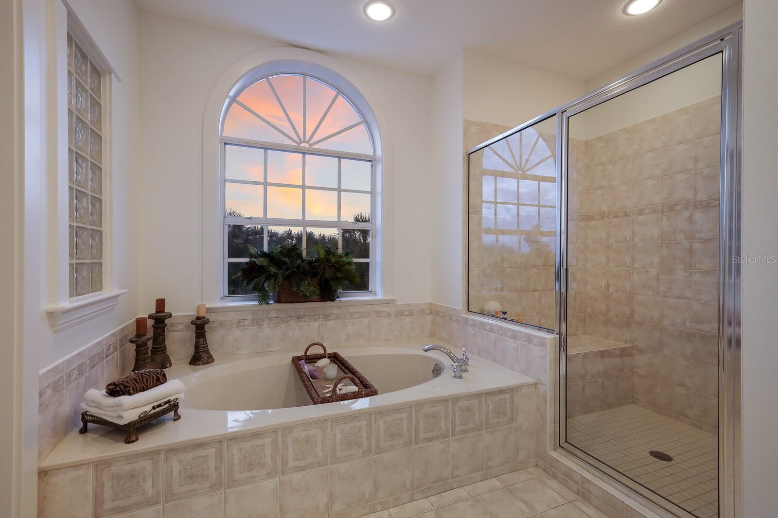 Image 14 of 57 For 549 Buttonwood Bay Drive