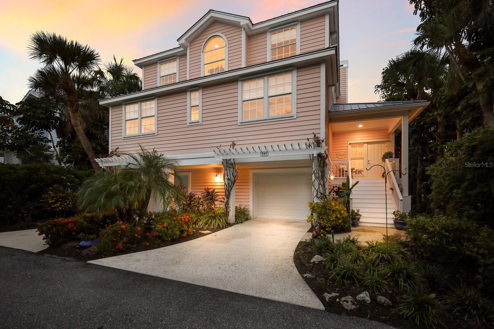 Image 36 of 57 For 549 Buttonwood Bay Drive