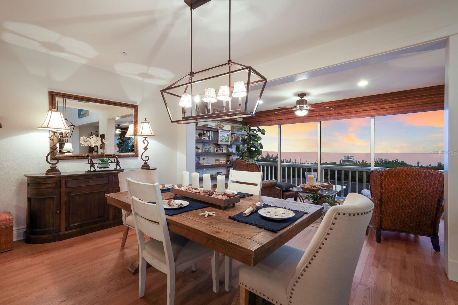 Image 9 of 57 For 549 Buttonwood Bay Drive