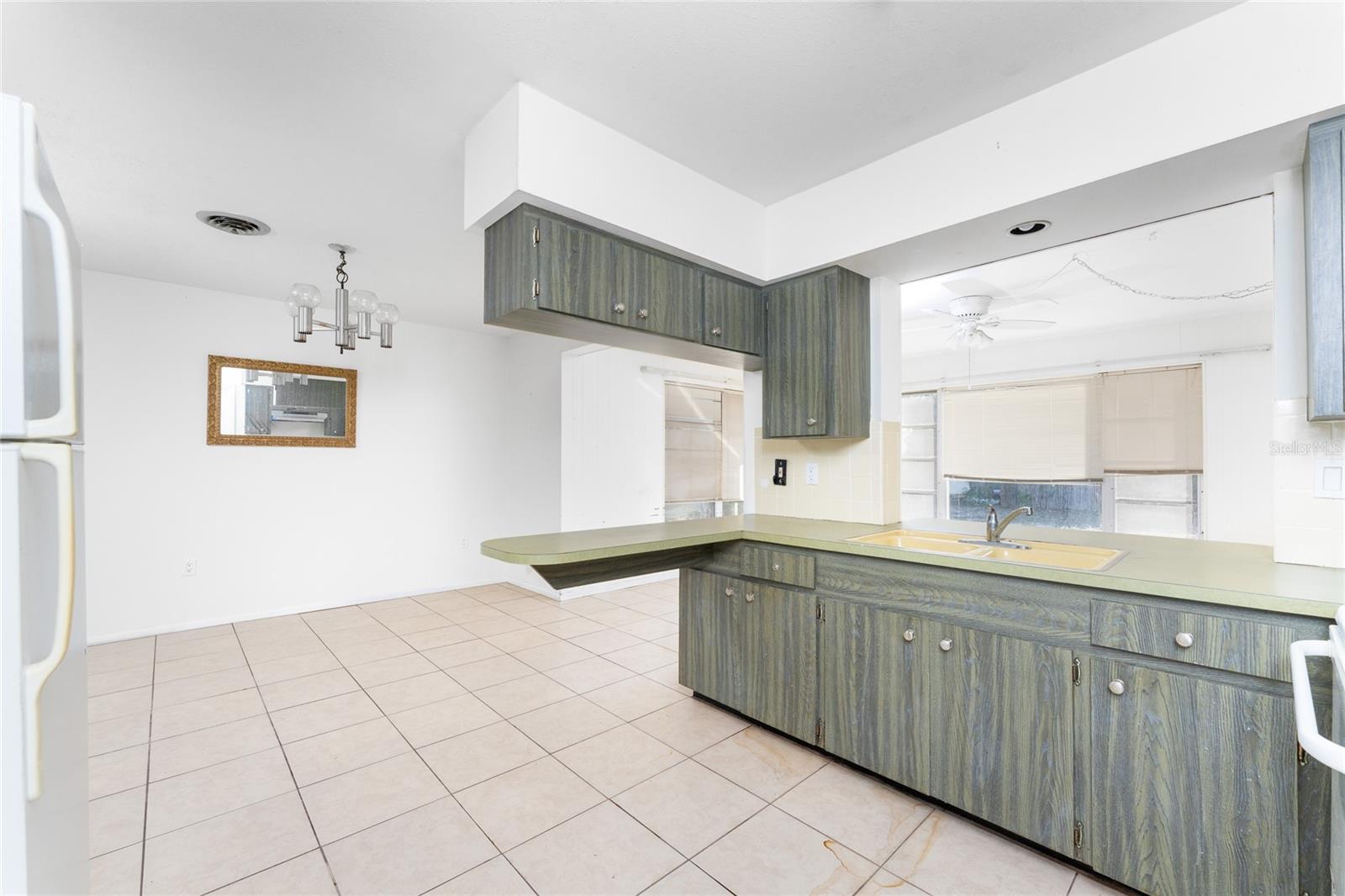 Image 12 of 35 For 1497 Overbrook Road