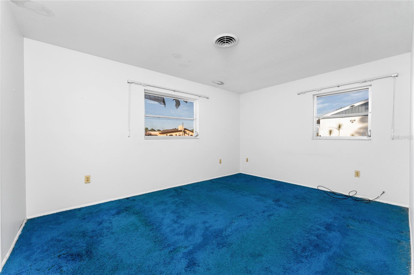 Image 19 of 35 For 1497 Overbrook Road