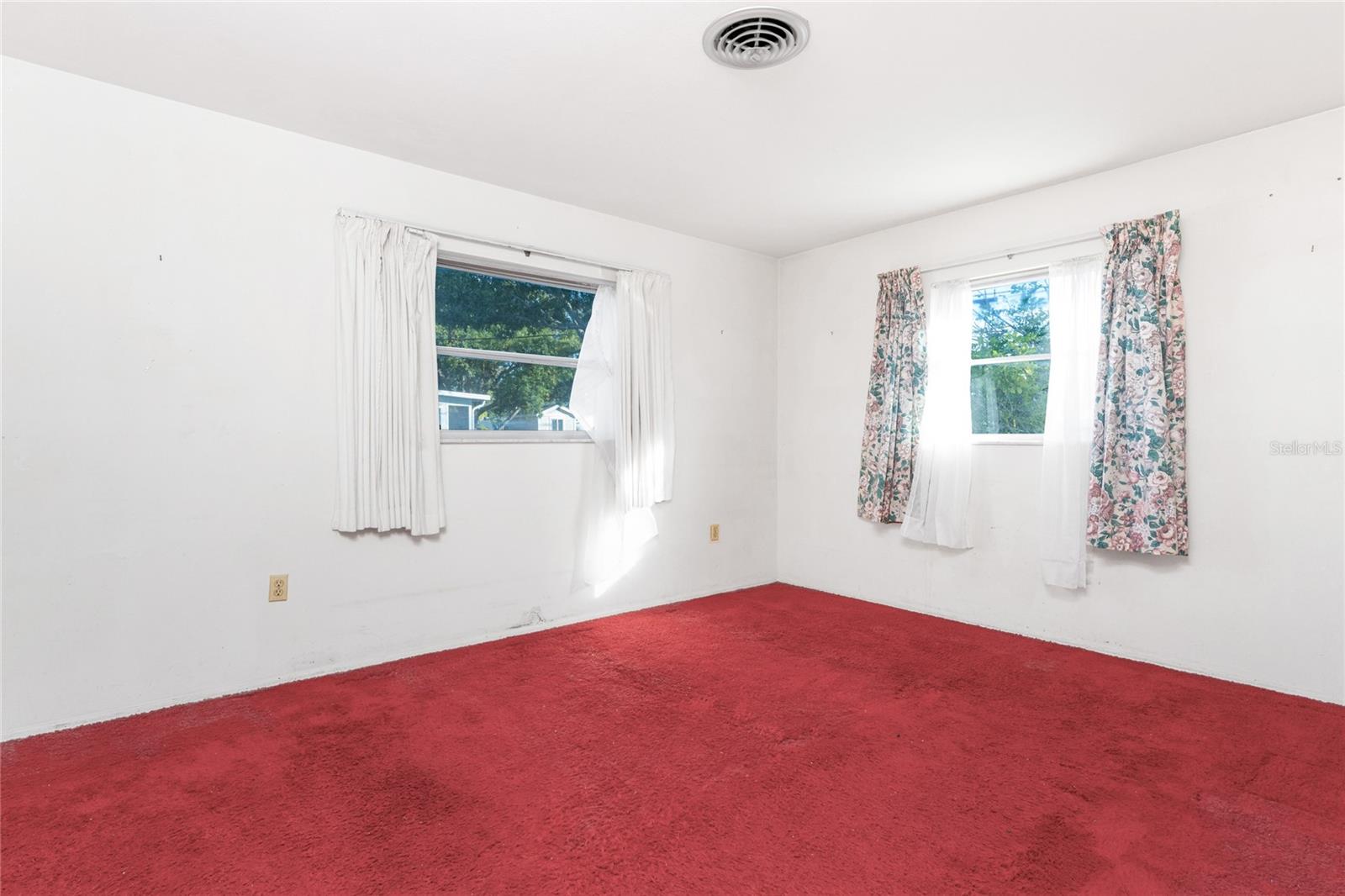 Image 20 of 35 For 1497 Overbrook Road