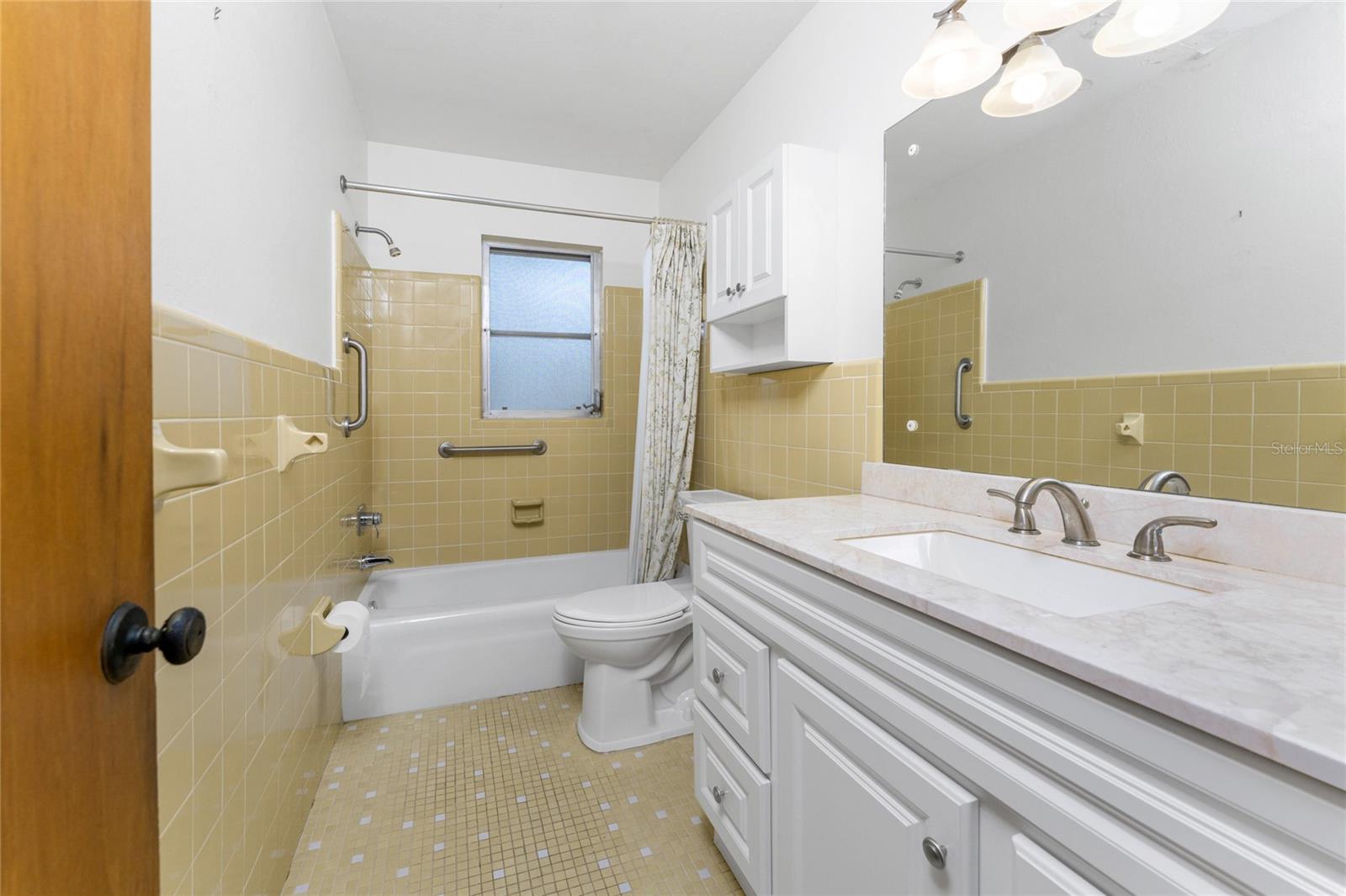 Image 22 of 35 For 1497 Overbrook Road