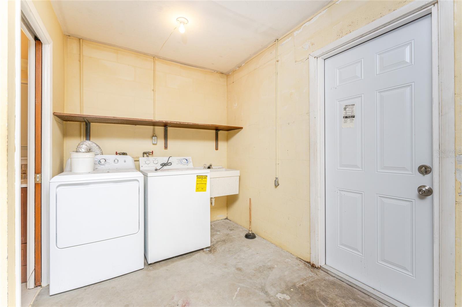 Image 26 of 35 For 1497 Overbrook Road