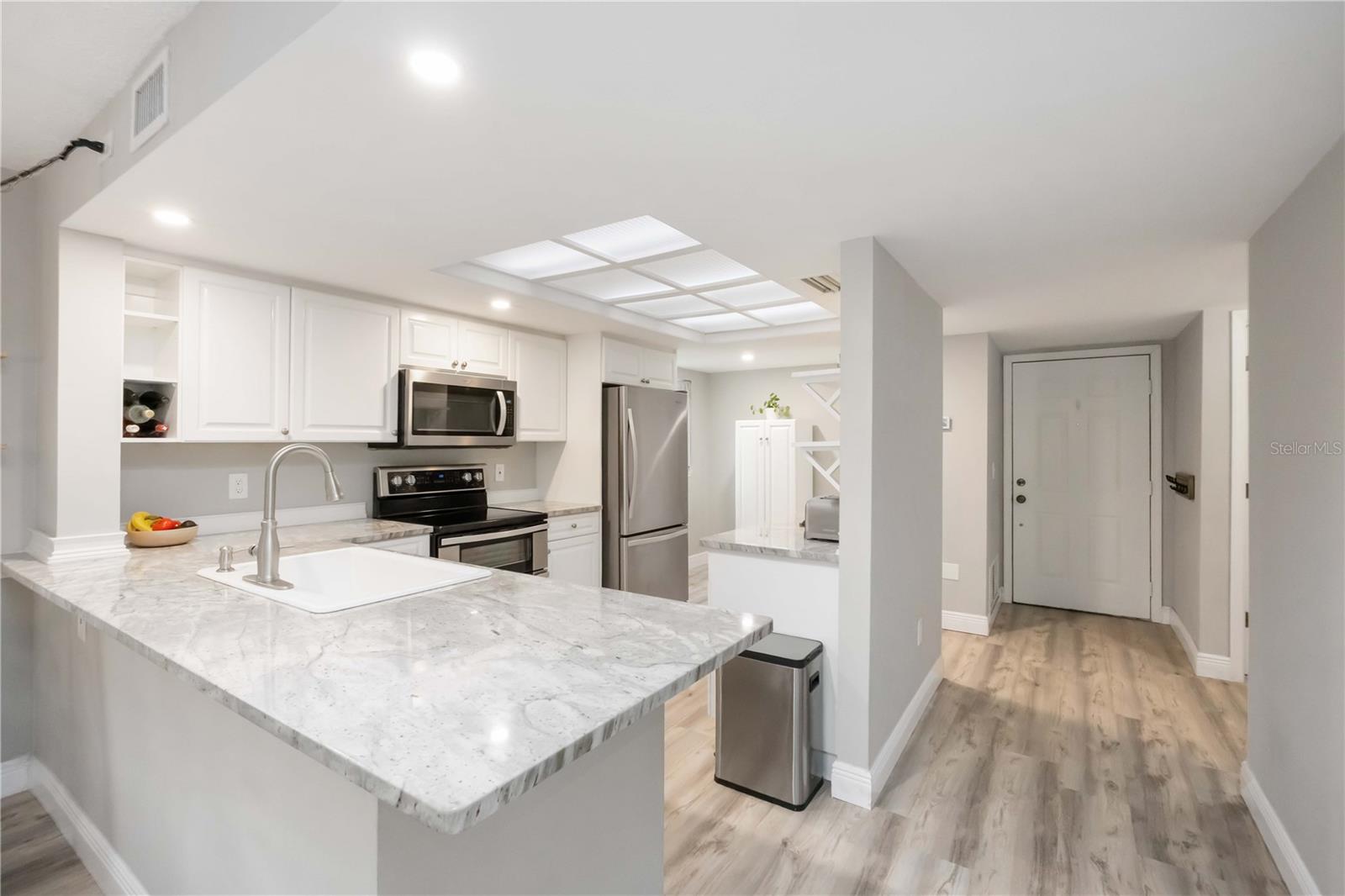 Image 12 of 65 For 5031 Beach Road 120