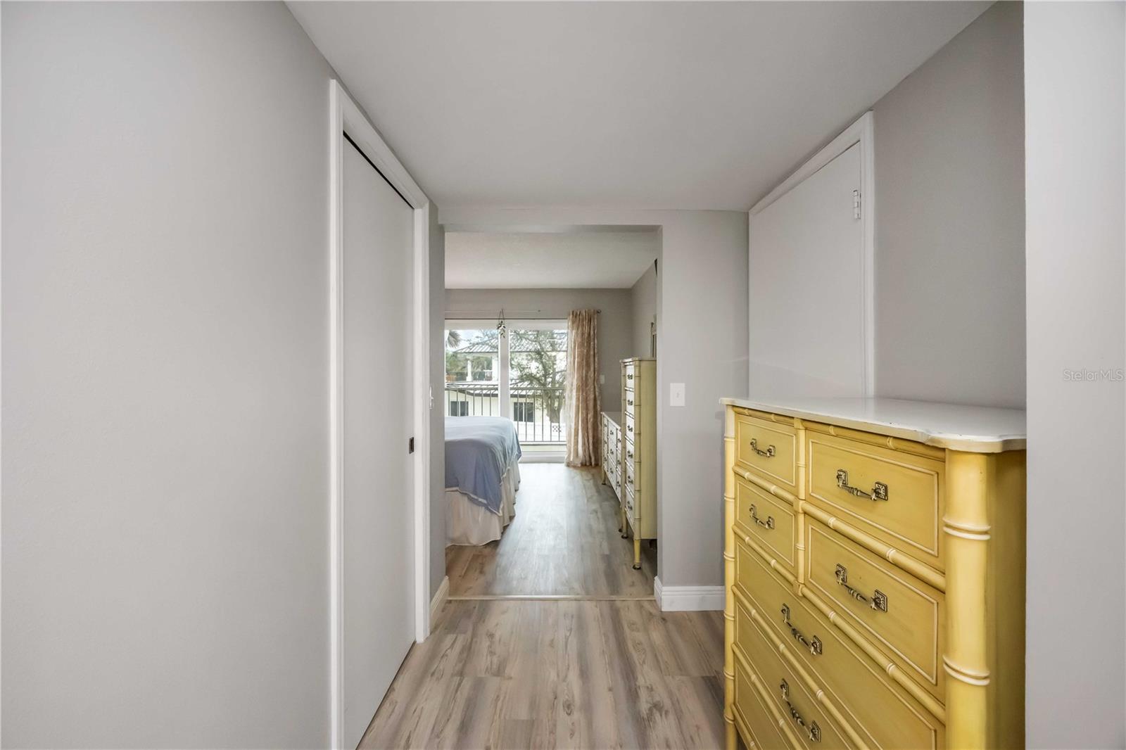 Image 30 of 65 For 5031 Beach Road 120