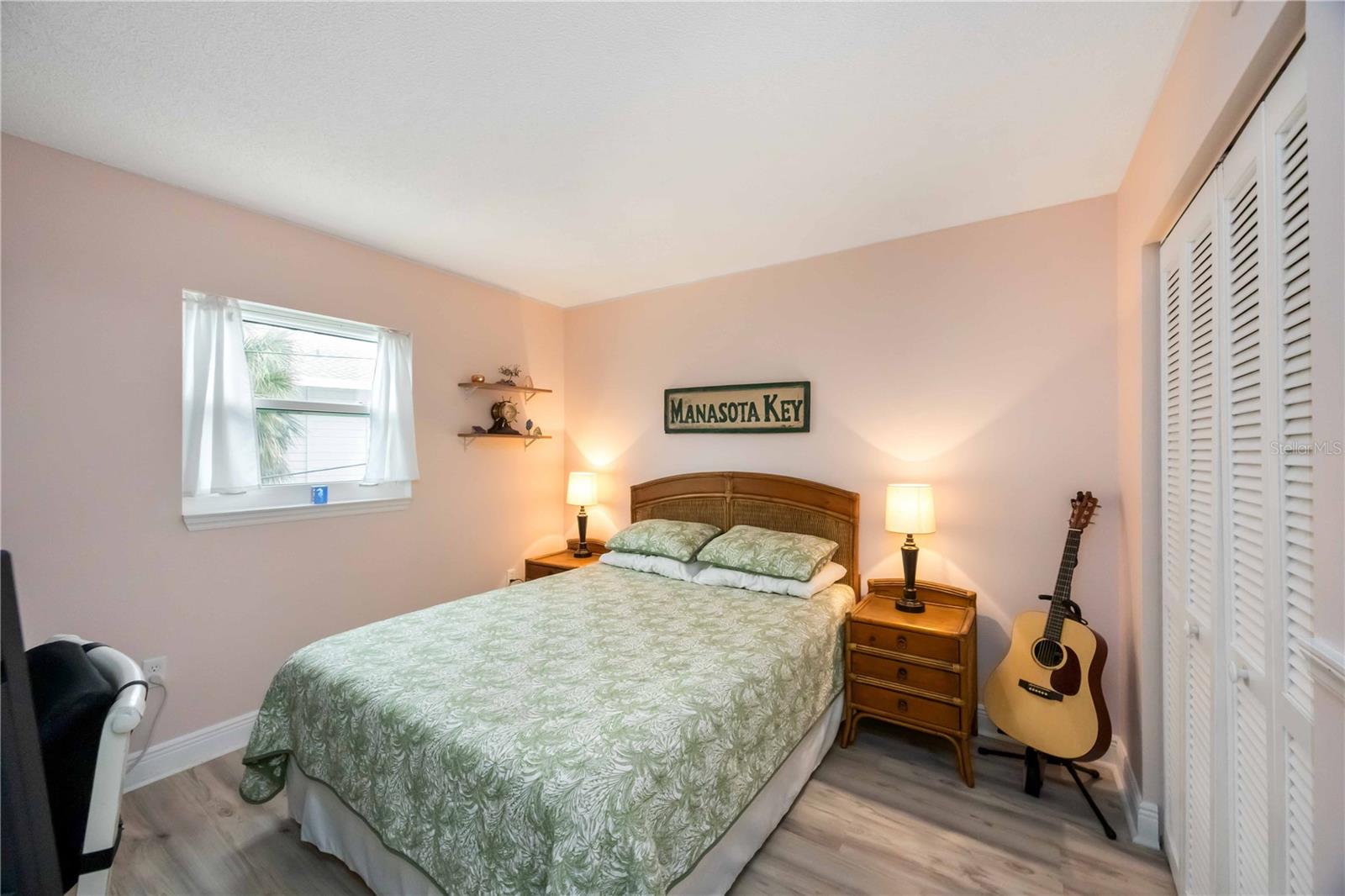 Image 31 of 65 For 5031 Beach Road 120