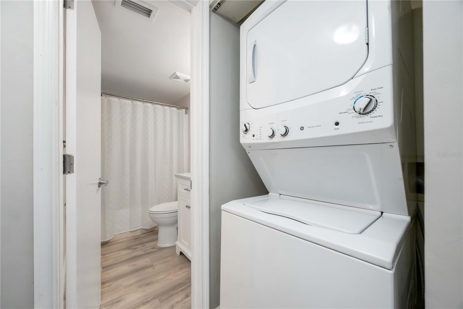 Image 35 of 65 For 5031 Beach Road 120