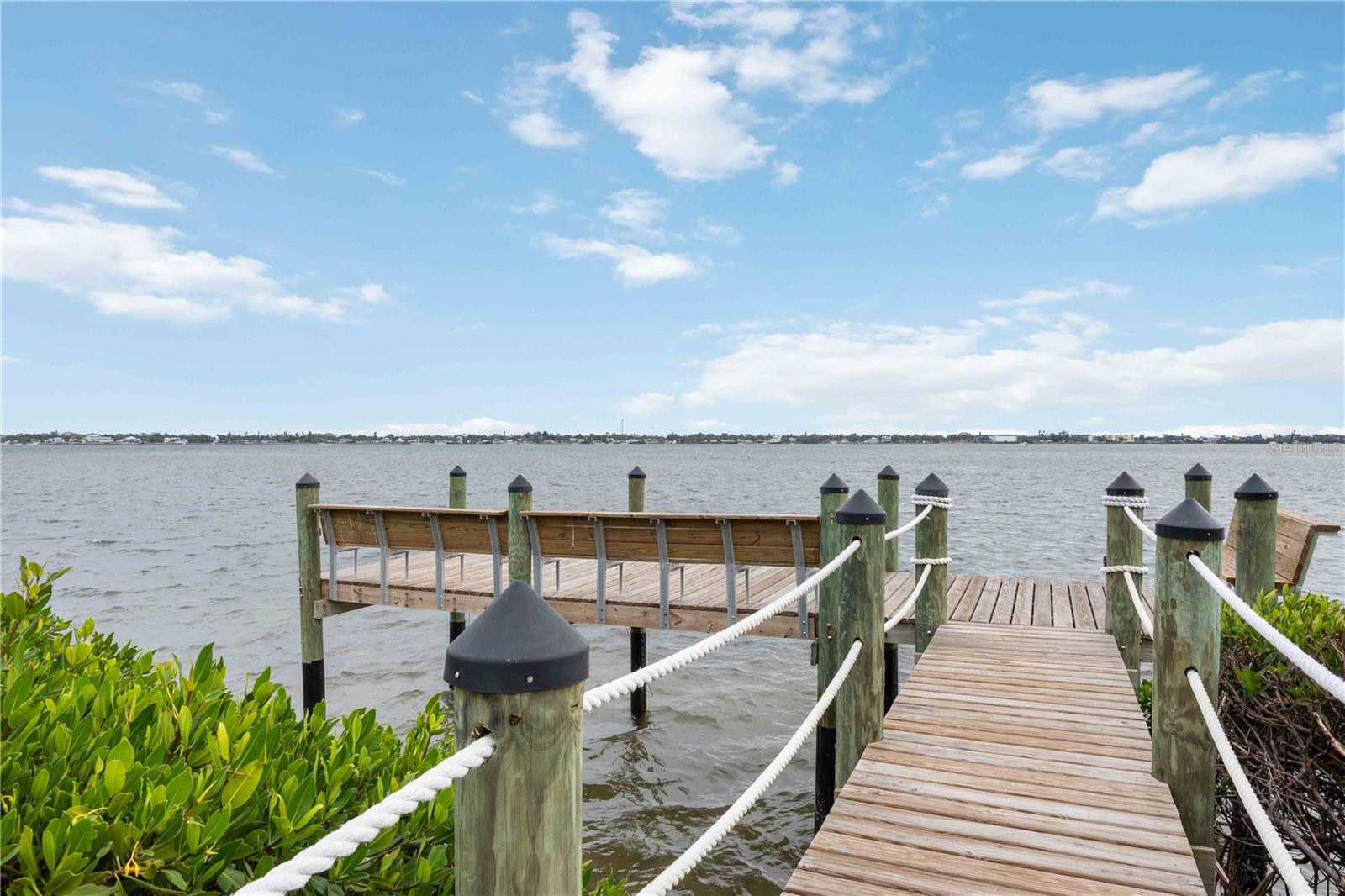 Image 49 of 65 For 5031 Beach Road 120