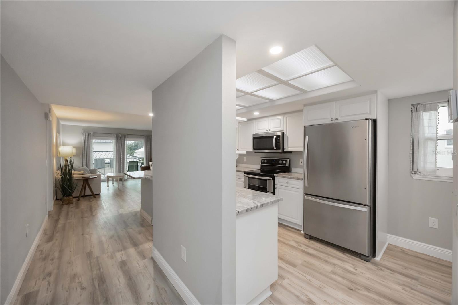 Image 7 of 65 For 5031 Beach Road 120