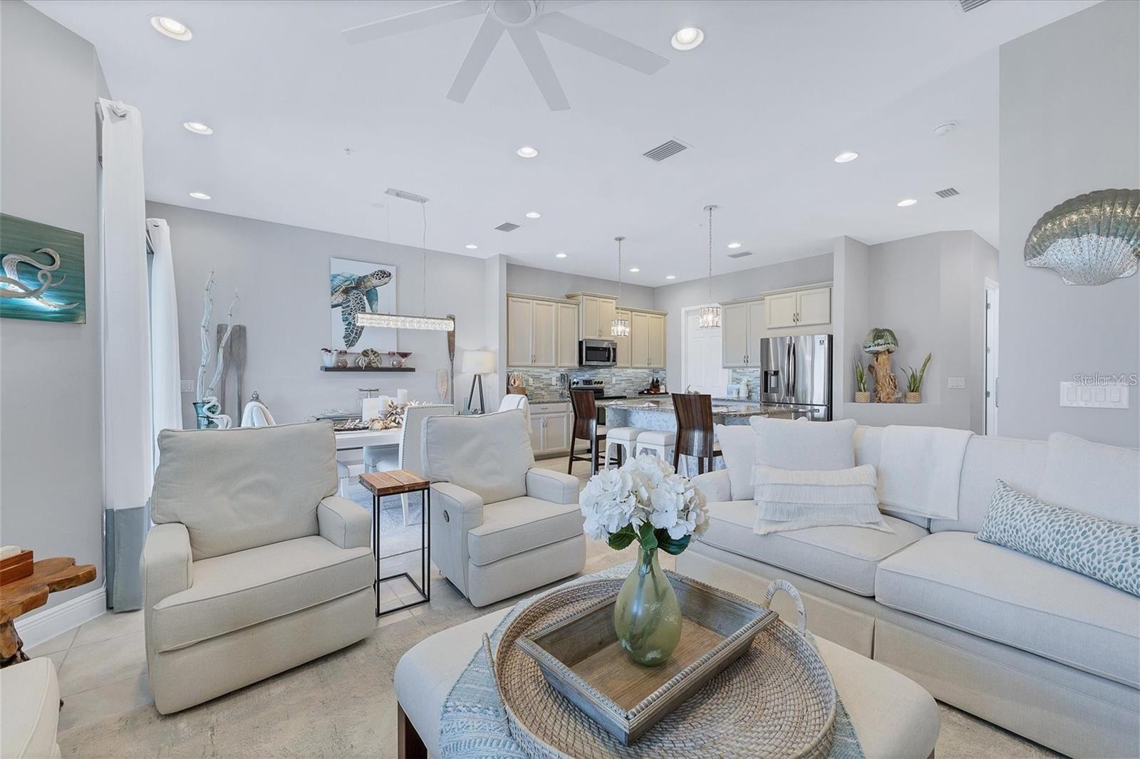 Image 14 of 77 For 10301 Coral Landings Court 104