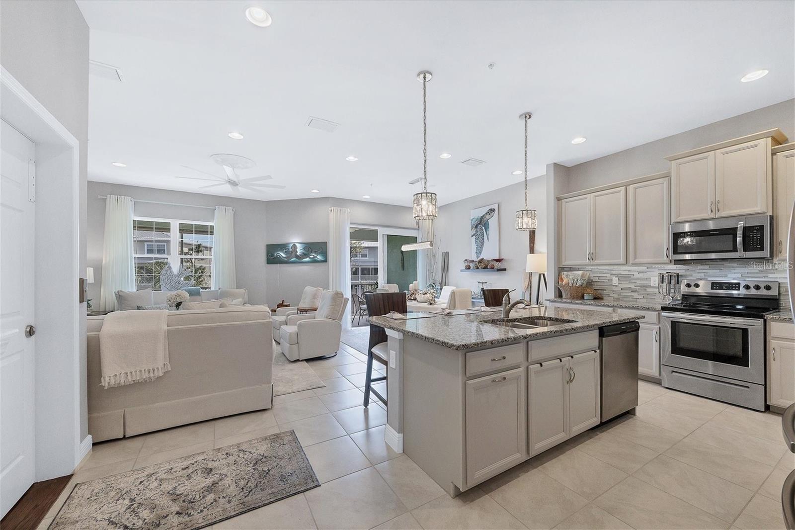 Image 19 of 77 For 10301 Coral Landings Court 104