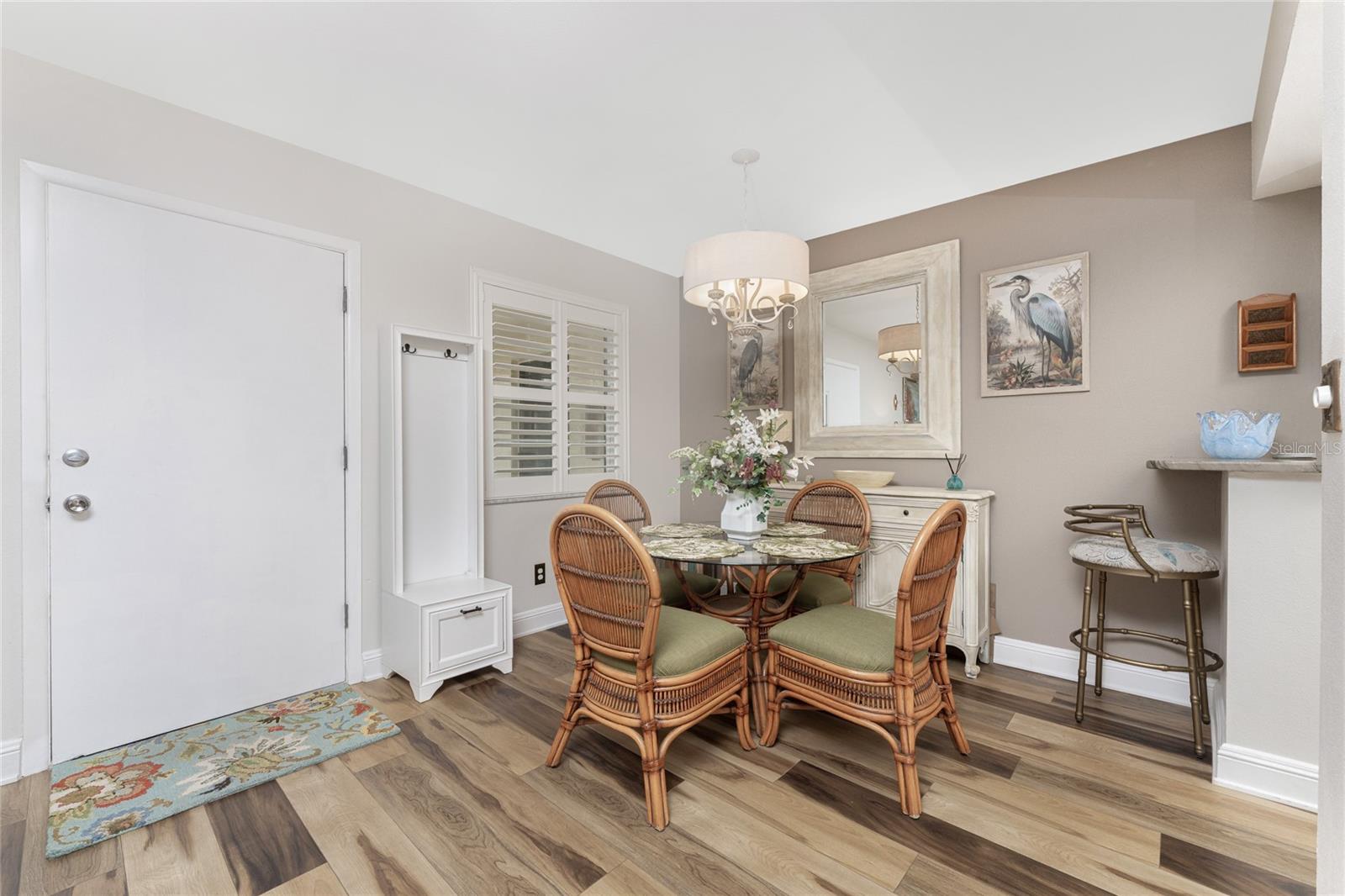 Image 16 of 50 For 96 Boundary Boulevard 129