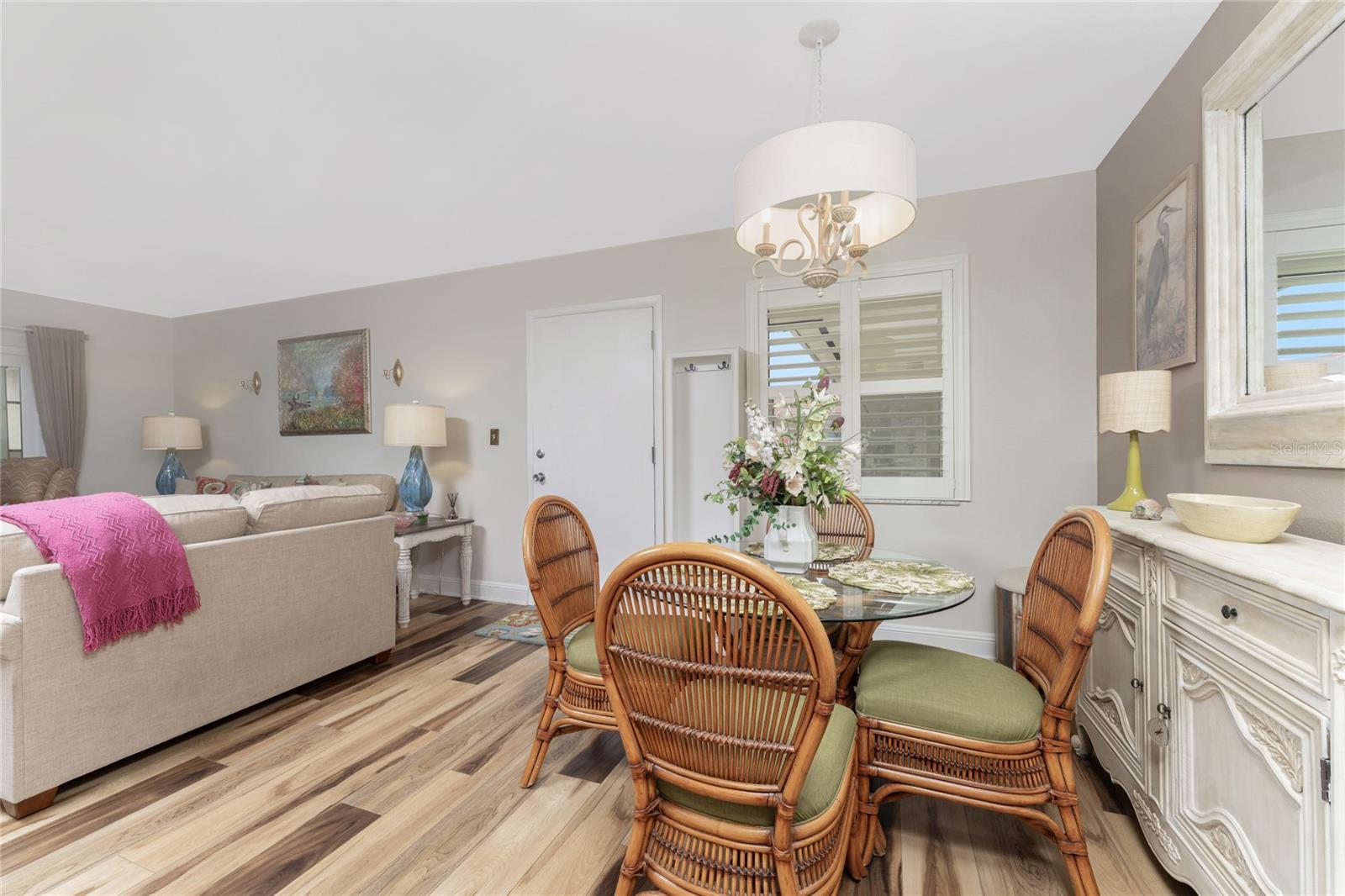 Image 19 of 50 For 96 Boundary Boulevard 129